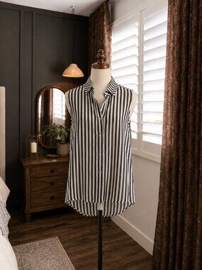 H & M Ladies Stripped Button Down Tank Black and White Large